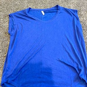 Athleta T-shirt